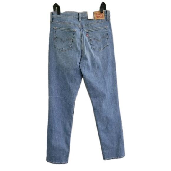 Levi's 724 High Rise Straight‎ Jeans Women's Size 31 x 32 Blue Denim Distressing - Picture 6 of 10